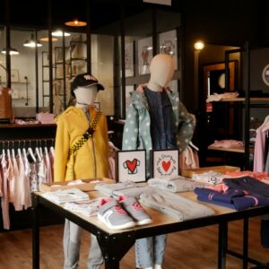 Les Fringues Store Associatif : une boutique d’un nouveau genre, solidaire et inclusive